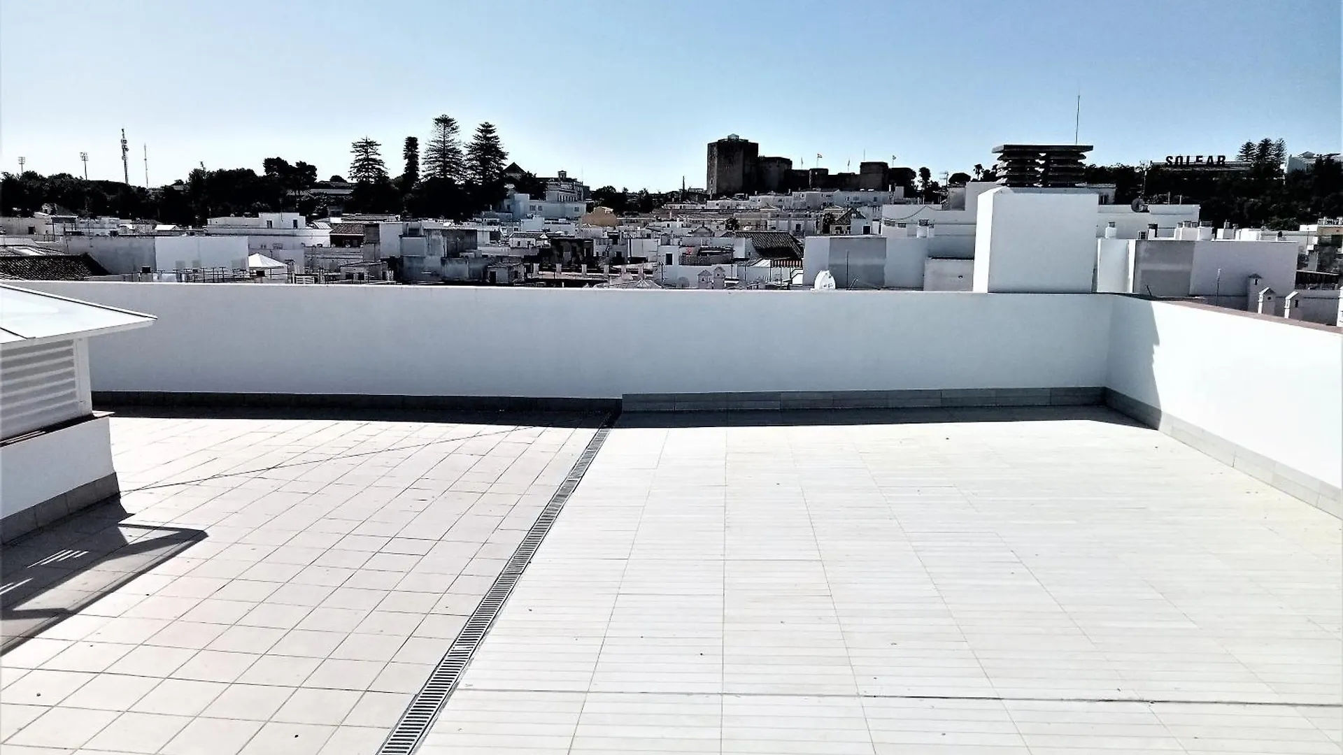 El Anfitrion Palacio Argueeso 12 산루카데바라메다