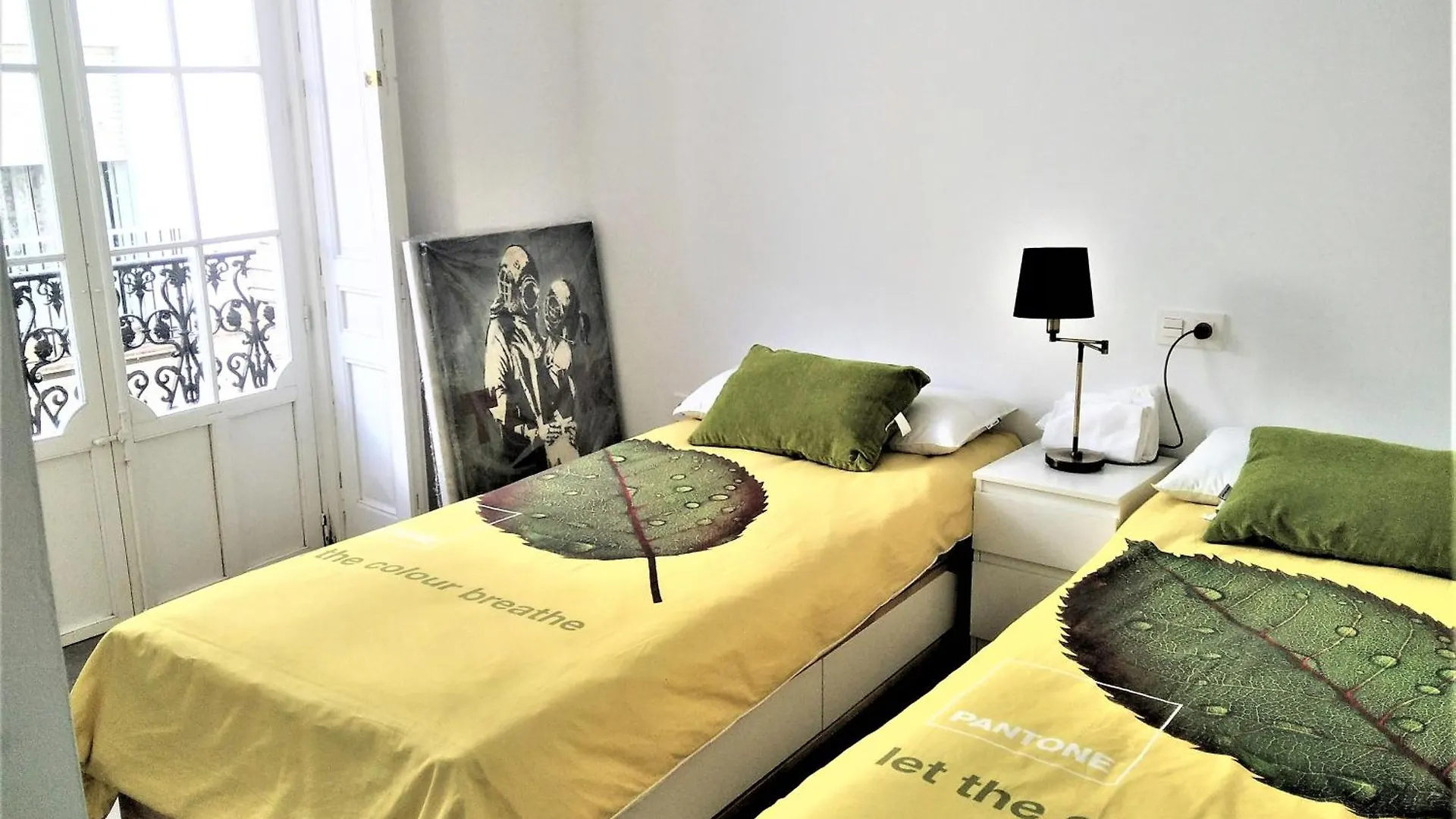 아파트 El Anfitrion Palacio Argueeso 12 산루카데바라메다